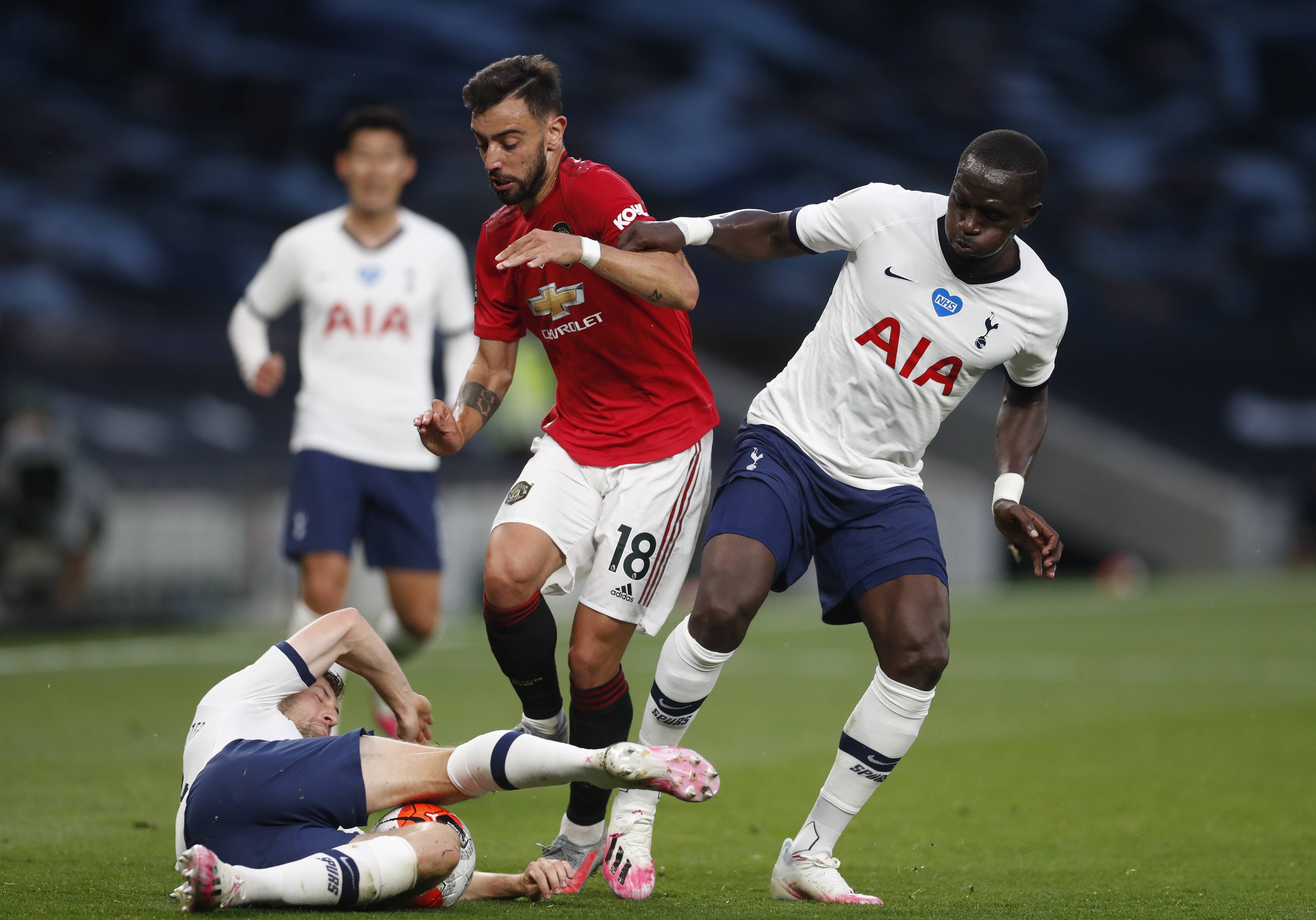 队专注的比 队专注的比